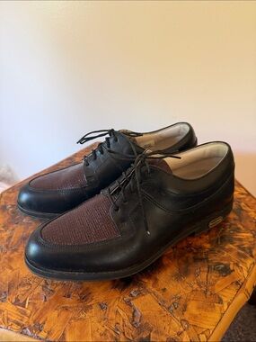 Women's FootJoy Europa Leather Oxford Golf Shoes - Size 8.5 Narrow